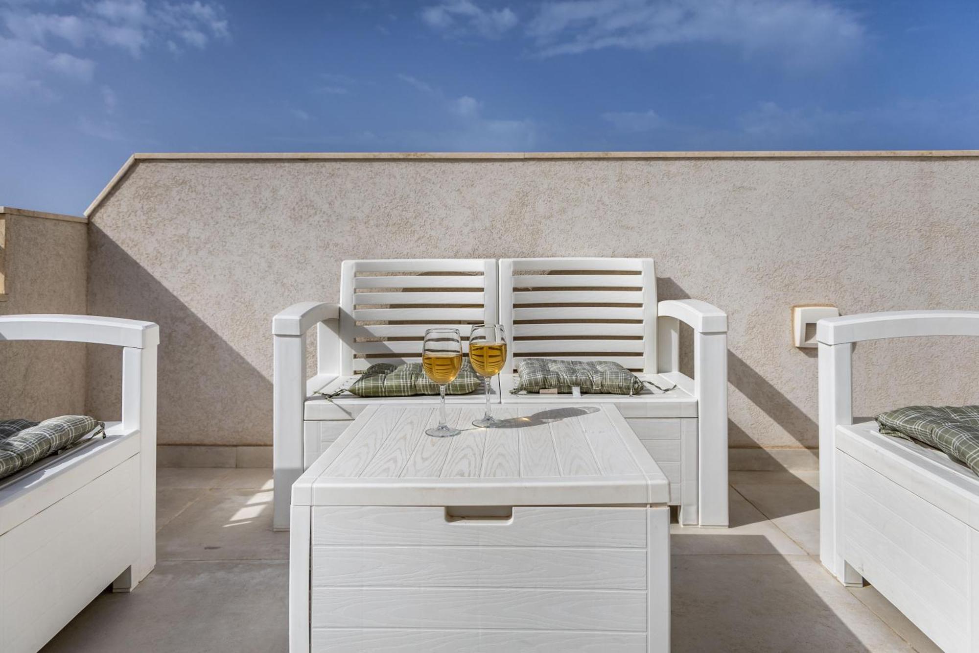 Xemx Sabiha Suite 5 Min Walk From St Julians San Gwann Экстерьер фото